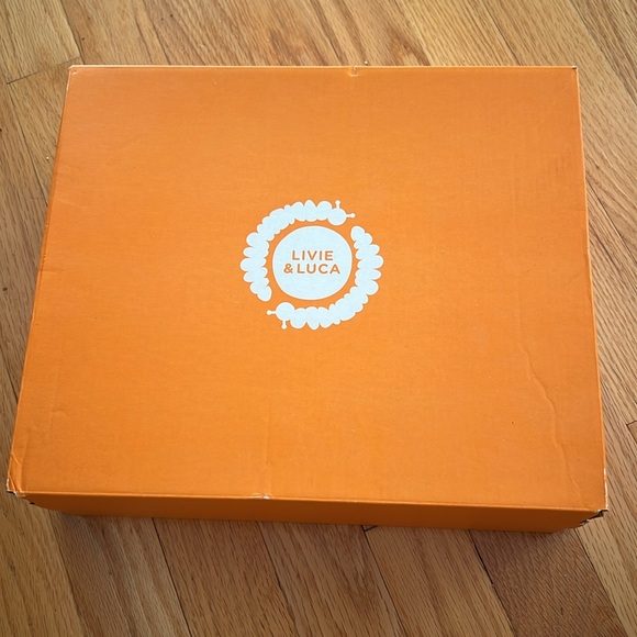 Livie & Luca Neve Boots SZ 3Y in Taupe - Picture 9 of 10